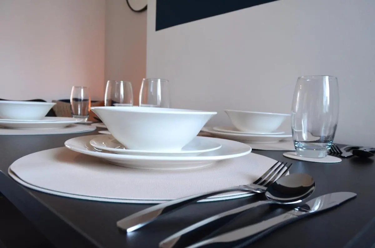 Hébergement de vacances Spacious 4-Bedroom Home Near University Of Hull Kingston upon Hull