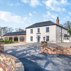Holiday home Carlton Manor, Kingston upon Hull
